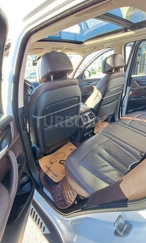 BMW X5-8