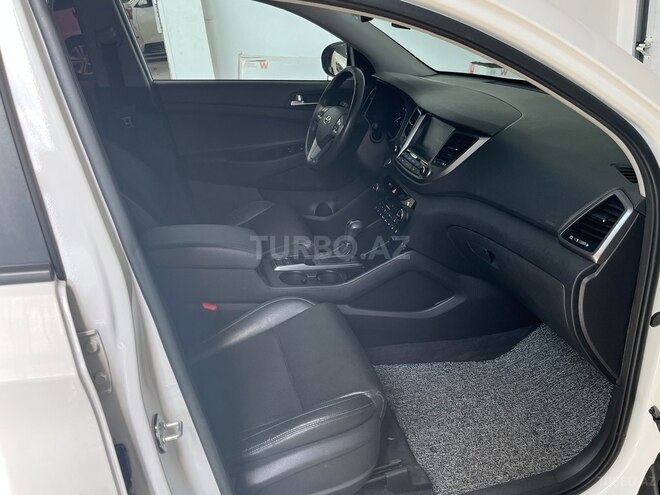 Hyundai Tucson-19