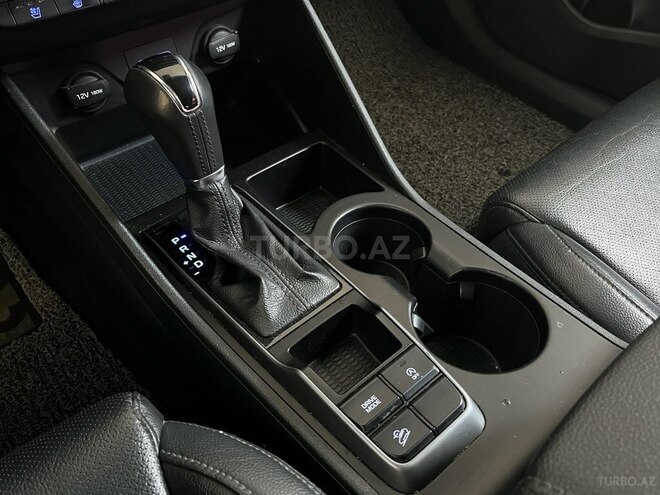 Hyundai Tucson-13