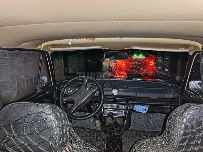 LADA (VAZ) 2106-7