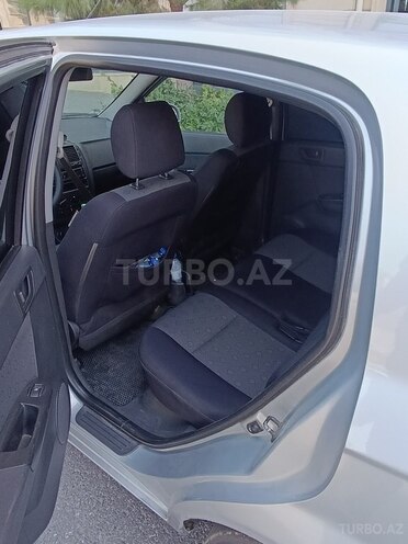 Hyundai Getz-8