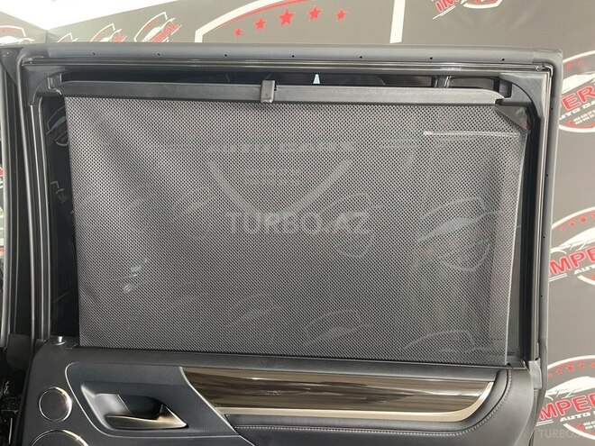 Lexus LX 450d-8