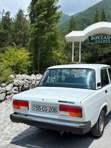 LADA (VAZ) 2107-2