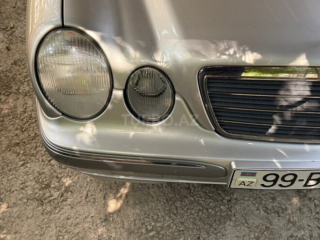 Mercedes E 200-8