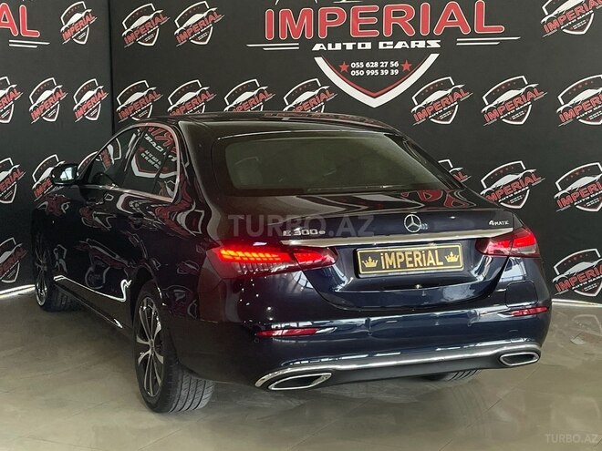 Mercedes E 300 e 4MATIC-18