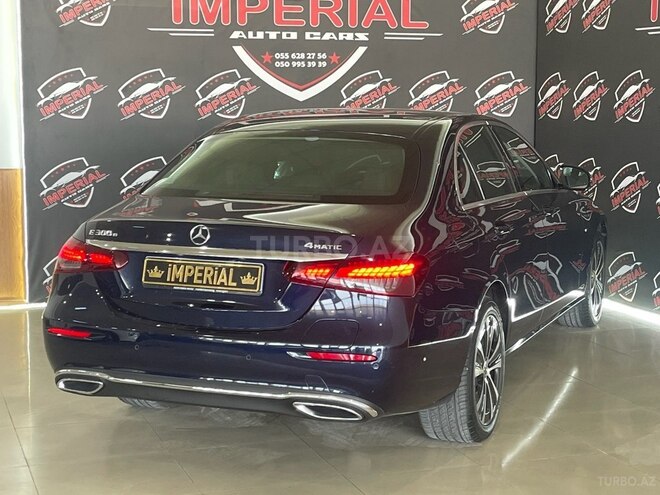 Mercedes E 300 e 4MATIC-16