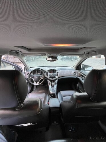 Chevrolet Cruze-9