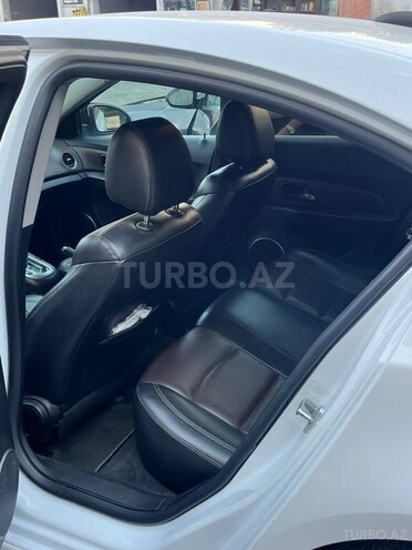 Chevrolet Cruze-8
