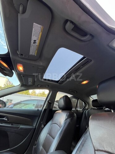 Chevrolet Cruze-10