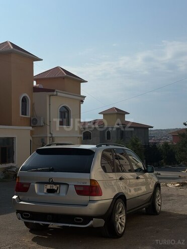 BMW X5-8