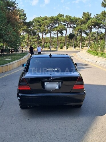 Mercedes C 200-3