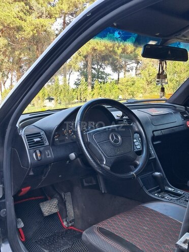 Mercedes C 200-9