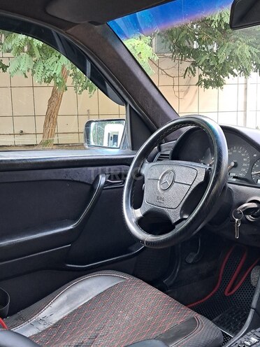 Mercedes C 200-12