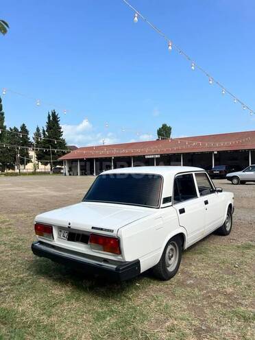 LADA (VAZ) 2107-3