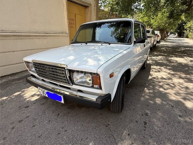 LADA (VAZ) 2107-4