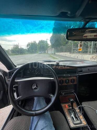 Mercedes 190-3