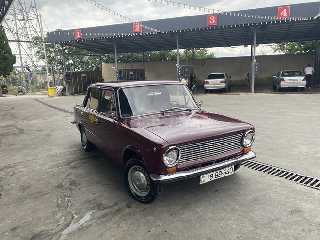 LADA (VAZ) 21013-2