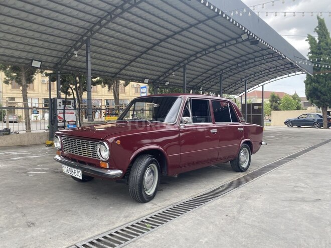 LADA (VAZ) 21013-4