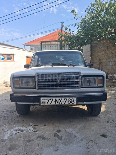 LADA (VAZ) 2107-1