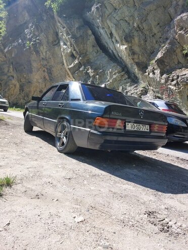 Mercedes 190-3