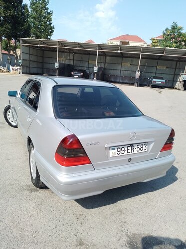 Mercedes C 180-6