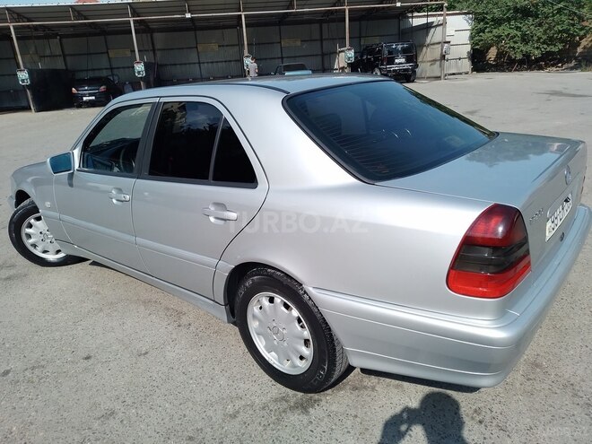 Mercedes C 180-8