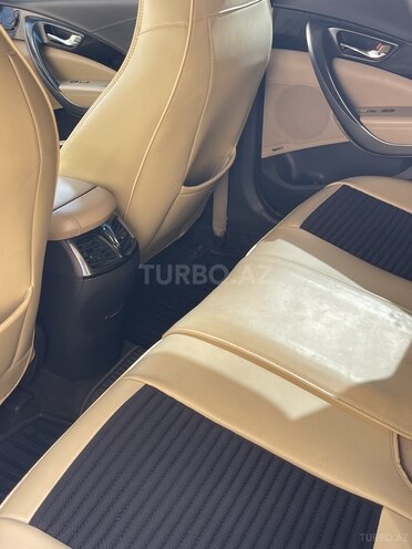 Hyundai Grandeur-17