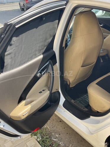 Hyundai Grandeur-15