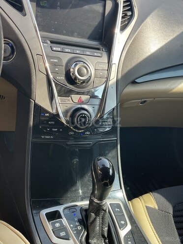 Hyundai Grandeur-16