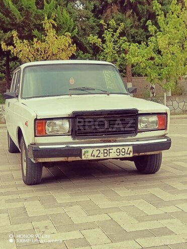 LADA (VAZ) 2107-2