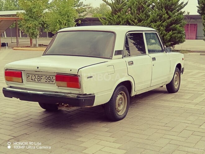LADA (VAZ) 2107-5