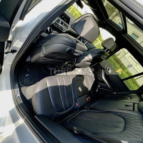 BMW X5-8