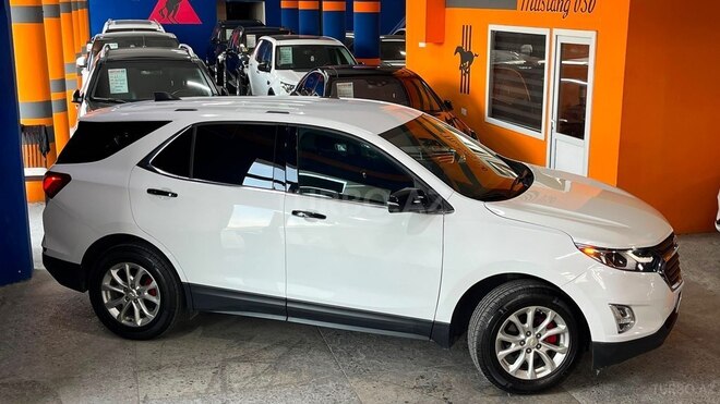 Chevrolet Equinox-4