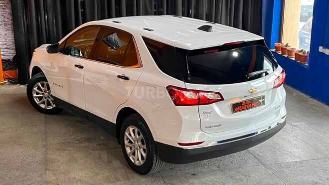 Chevrolet Equinox-12