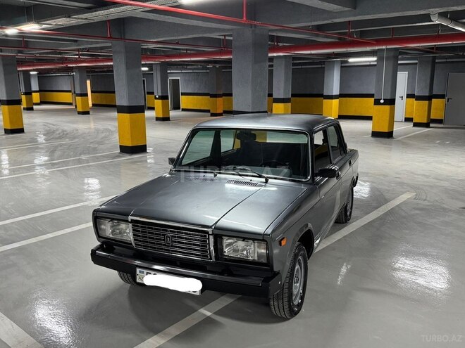 LADA (VAZ) 2107-2