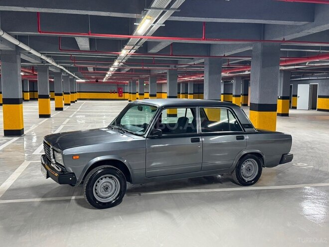 LADA (VAZ) 2107-5
