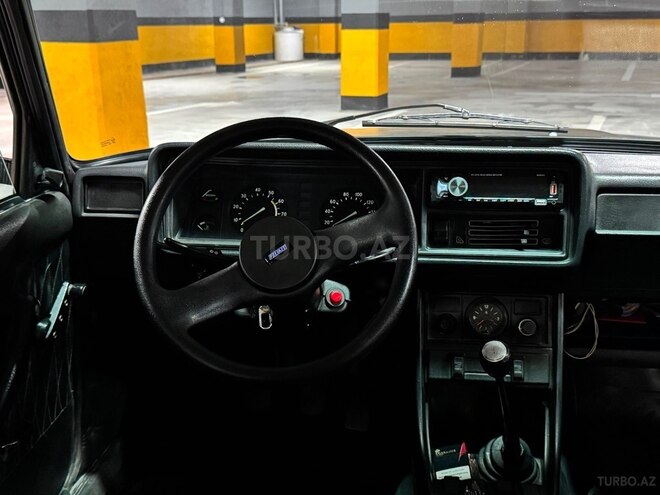 LADA (VAZ) 2107-4