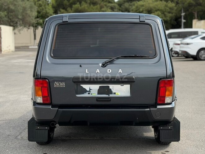 LADA (VAZ) Niva-4