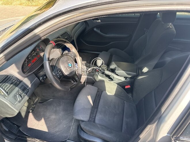 BMW 325-9