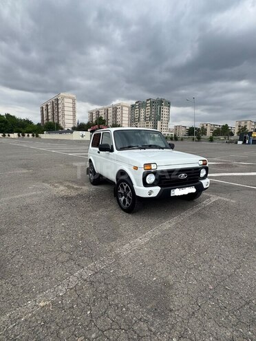 LADA (VAZ) Niva-4
