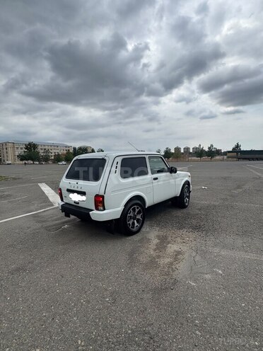 LADA (VAZ) Niva-2