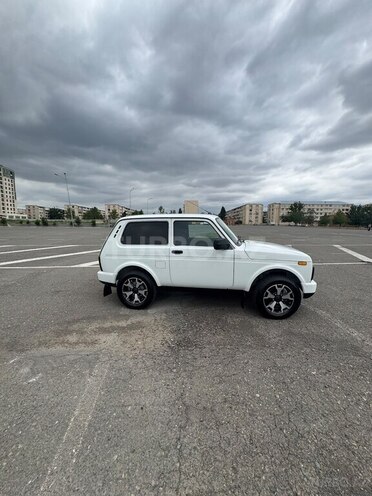 LADA (VAZ) Niva-7