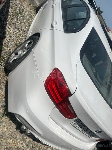 BMW 320-4