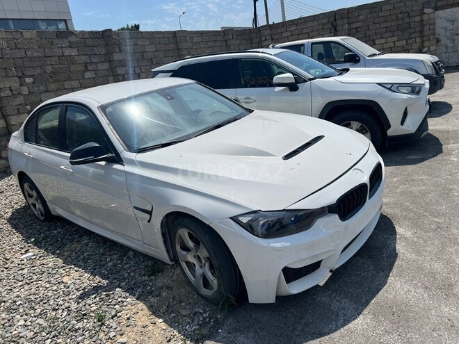 BMW 320-2