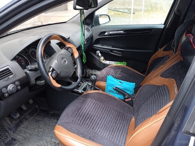 Opel Astra-21