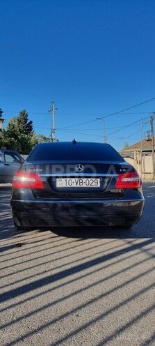 Mercedes E 220-2