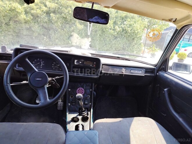 LADA (VAZ) 2107-4