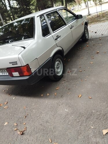 LADA (VAZ) 21099-4
