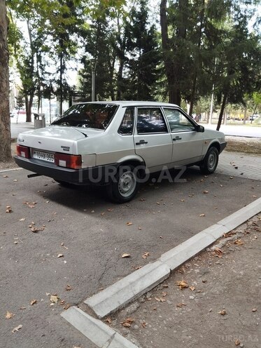LADA (VAZ) 21099-9