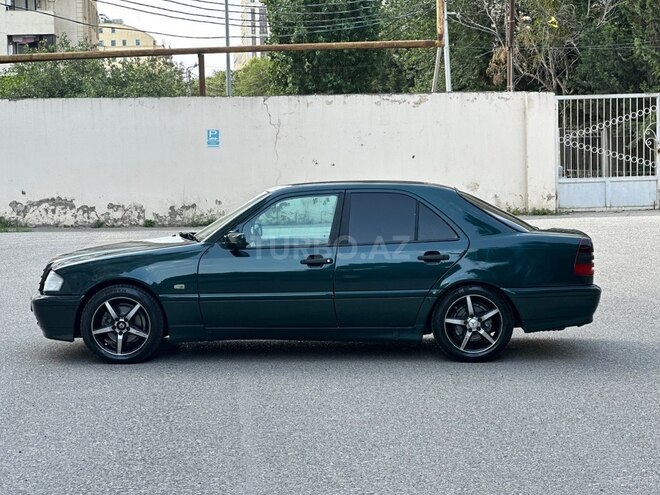 Mercedes C 200-9